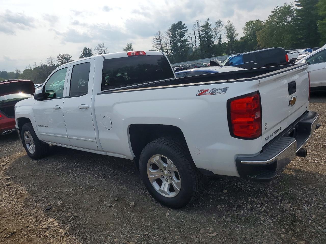 2015 CHEVROLET SILVERADO K1500 LT — снимка 2