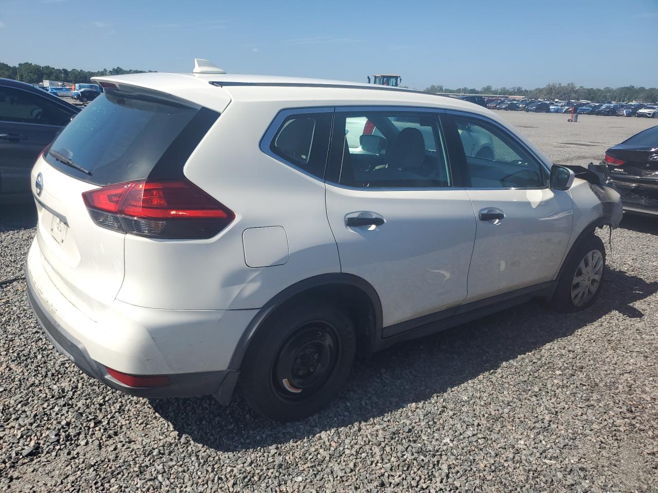 2017 NISSAN ROGUE S — снимка 3