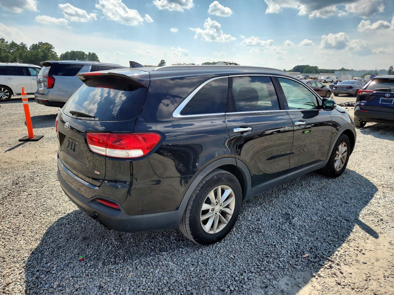 2017 KIA SORENTO LX — снимка 3