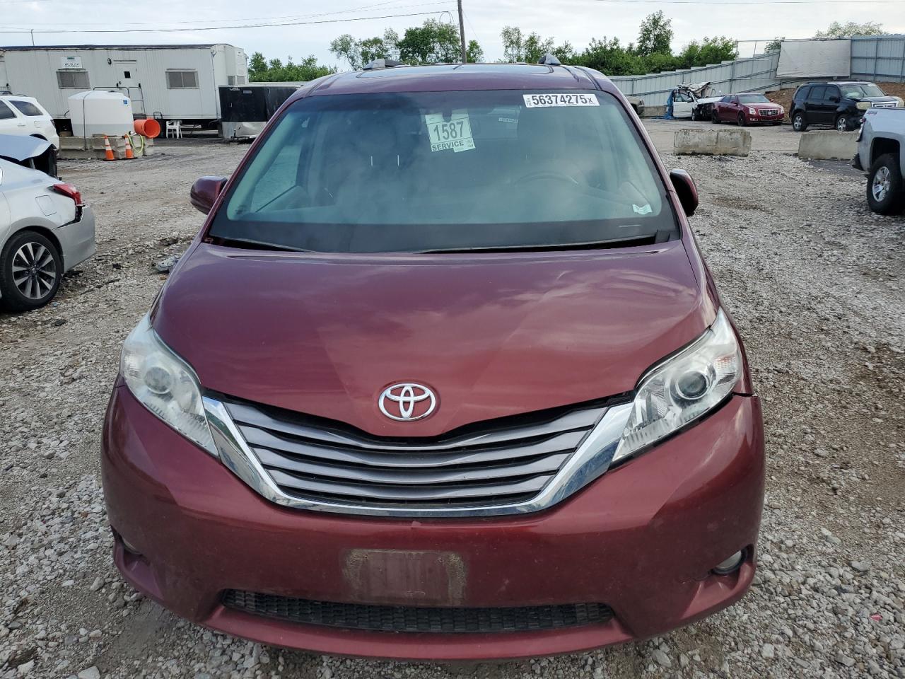 2017 TOYOTA SIENNA XLE — снимка 5