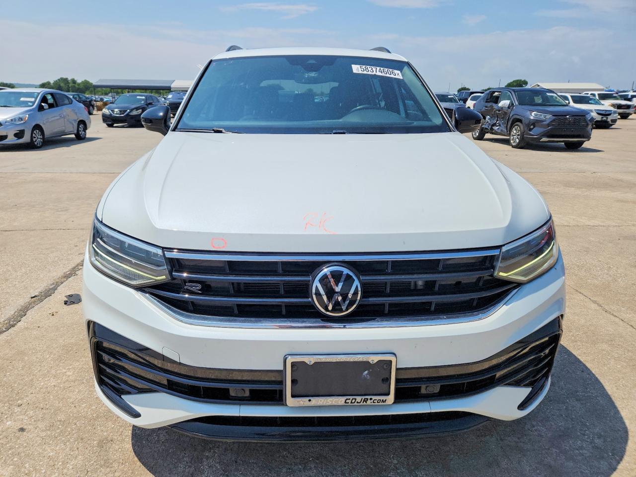2022 VOLKSWAGEN TIGUAN SE R-LINE BLACK — снимка 5