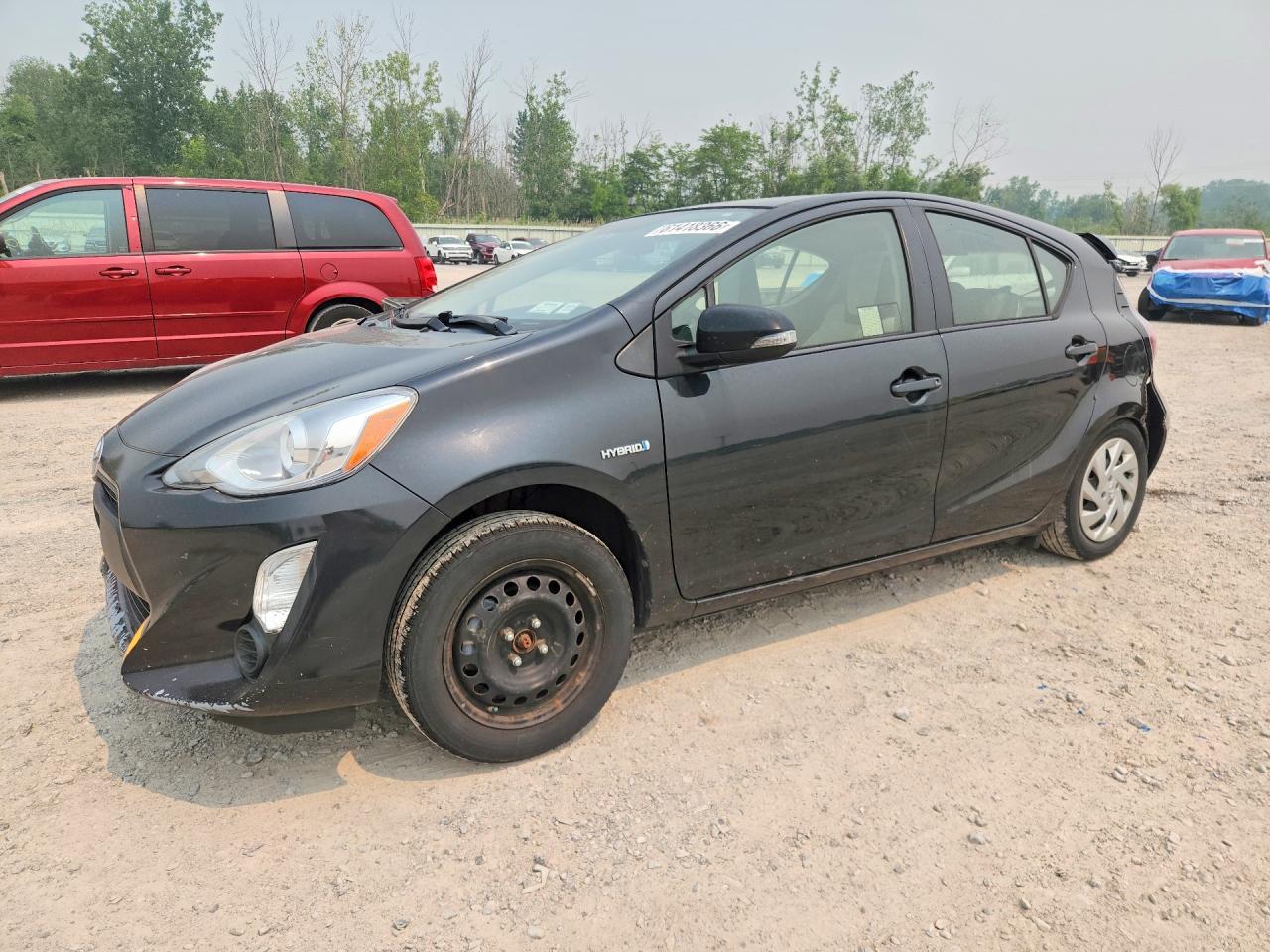 2015 TOYOTA PRIUS C ONE