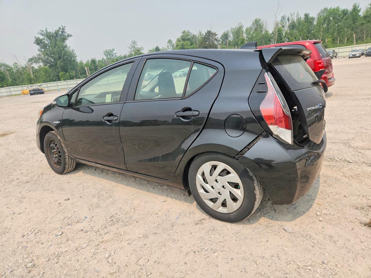 2015 TOYOTA PRIUS C ONE — снимка 2