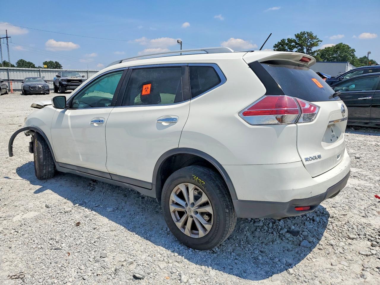 2016 NISSAN ROGUE SV — снимка 2