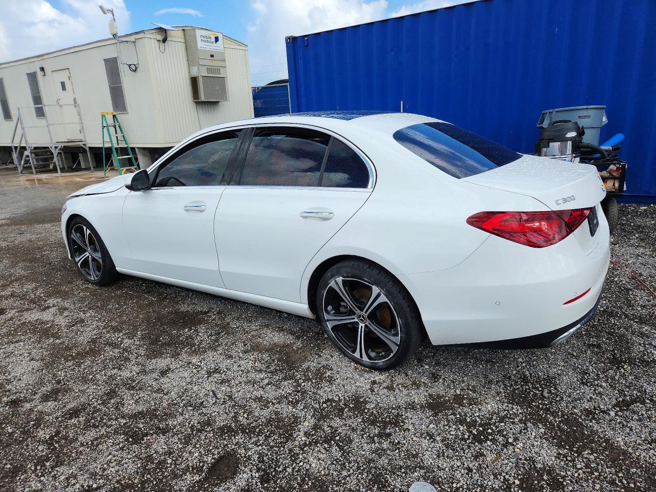 2025 MERCEDES-BENZ C 300 — снимка 2