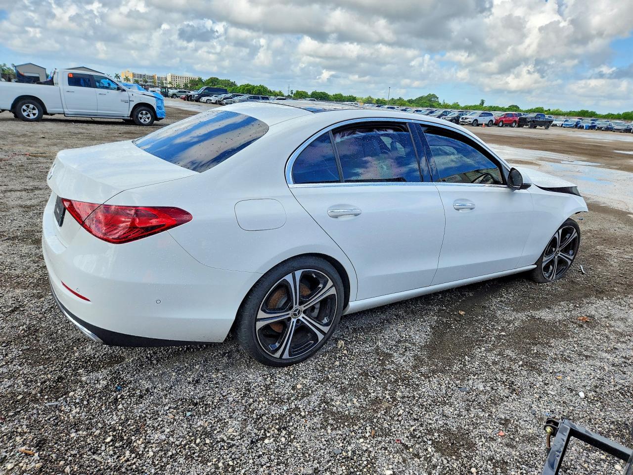 2025 MERCEDES-BENZ C 300 — снимка 3