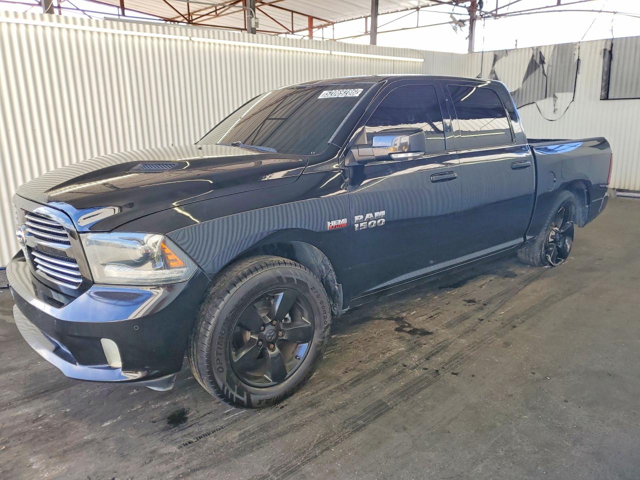 2015 RAM 1500 SPORT