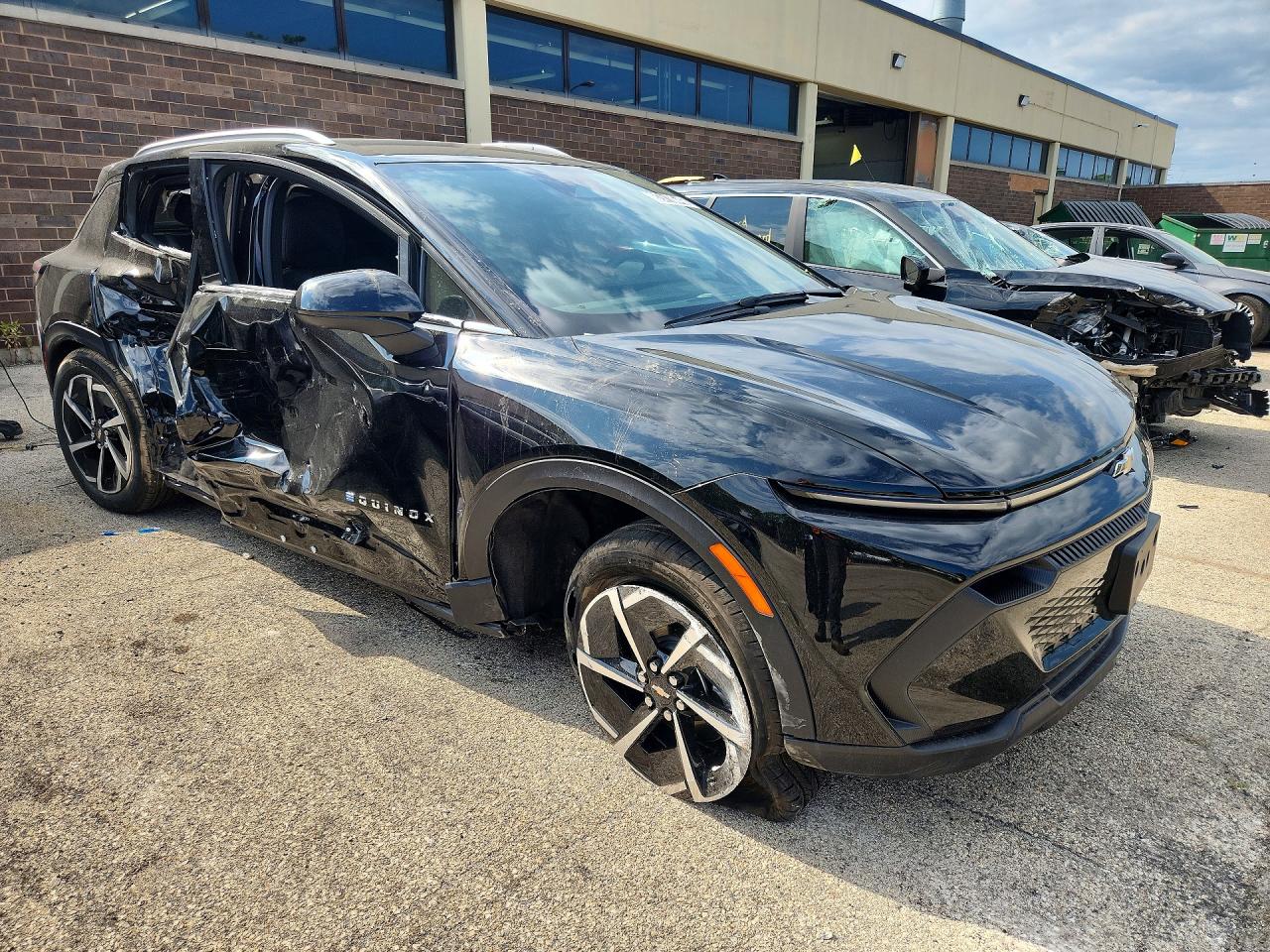 2026 CHEVROLET EQUINOX LT — снимка 4