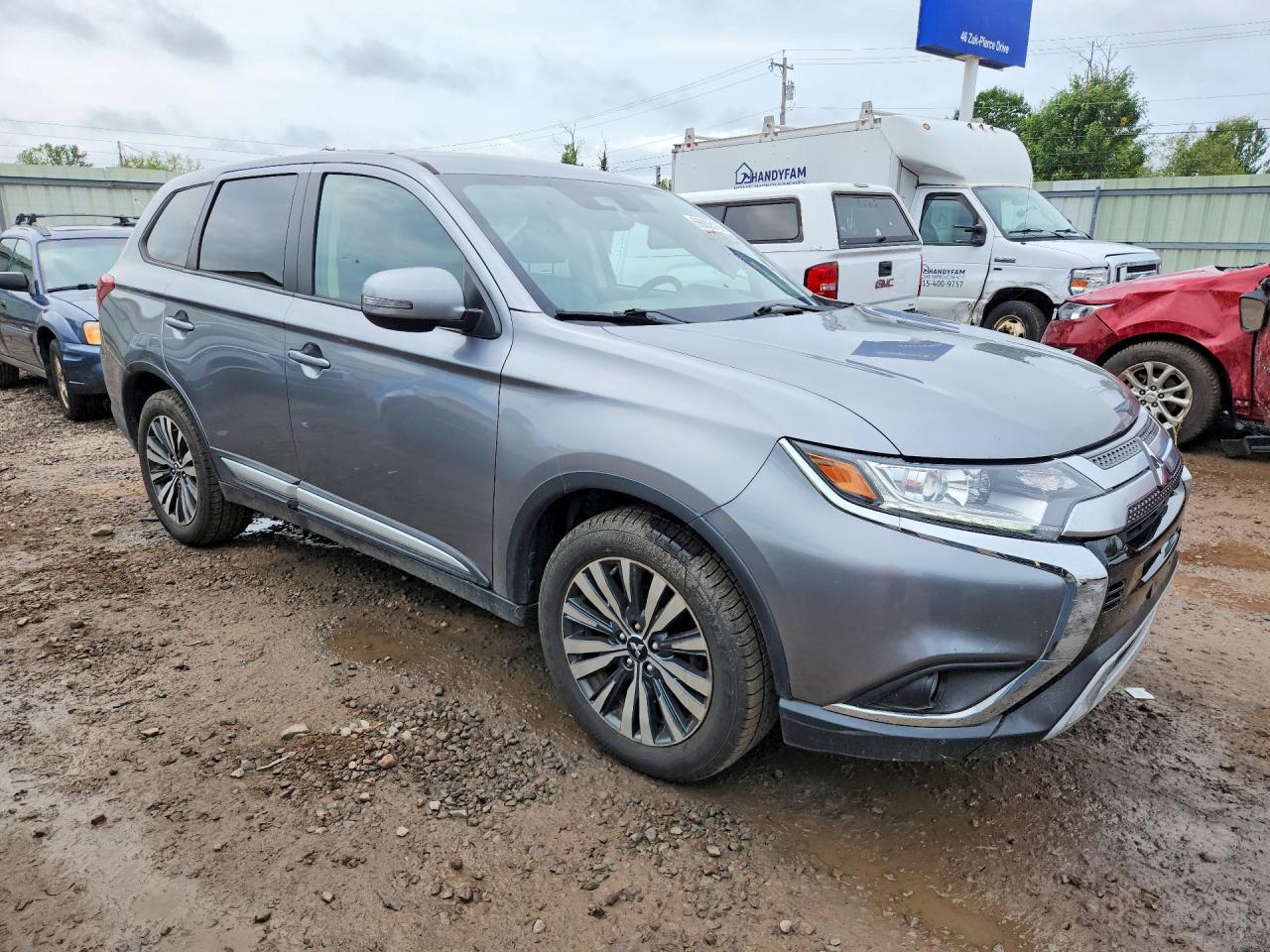 2020 MITSUBISHI OUTLANDER SE — снимка 4