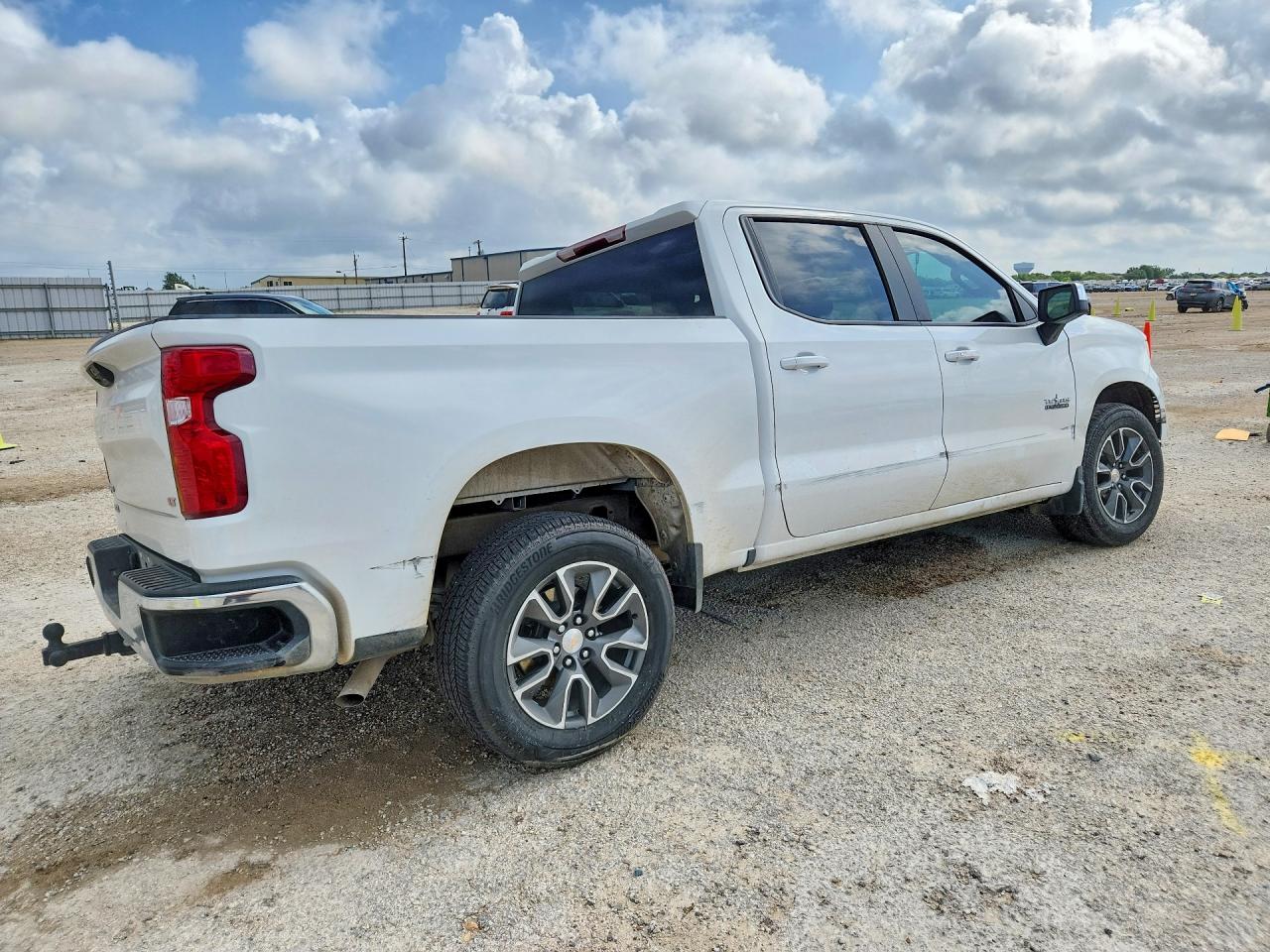 2025 CHEVROLET SILVERADO C1500 LT — снимка 3