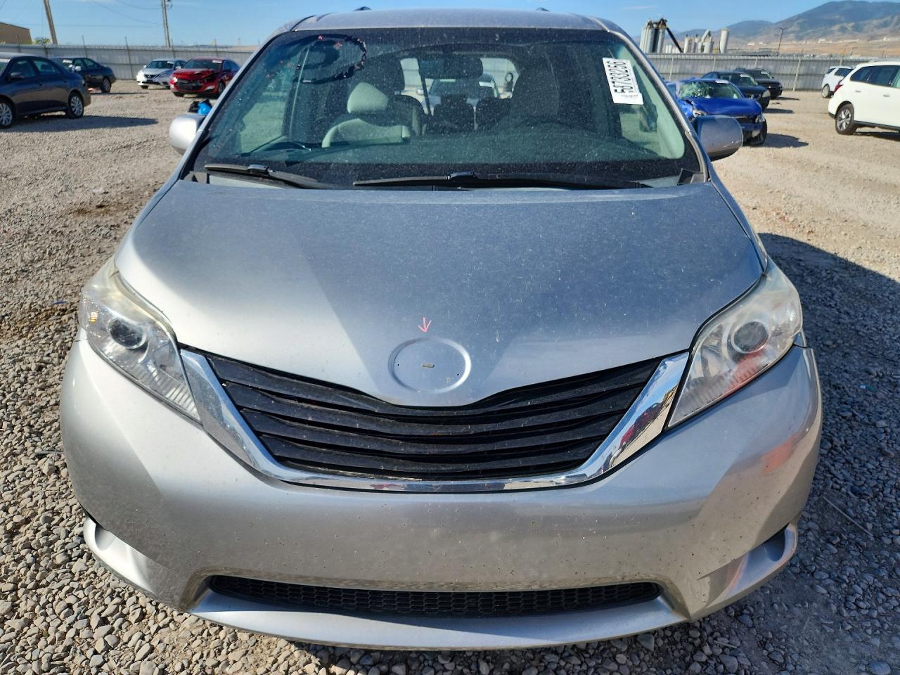 2015 TOYOTA SIENNA LE — снимка 5
