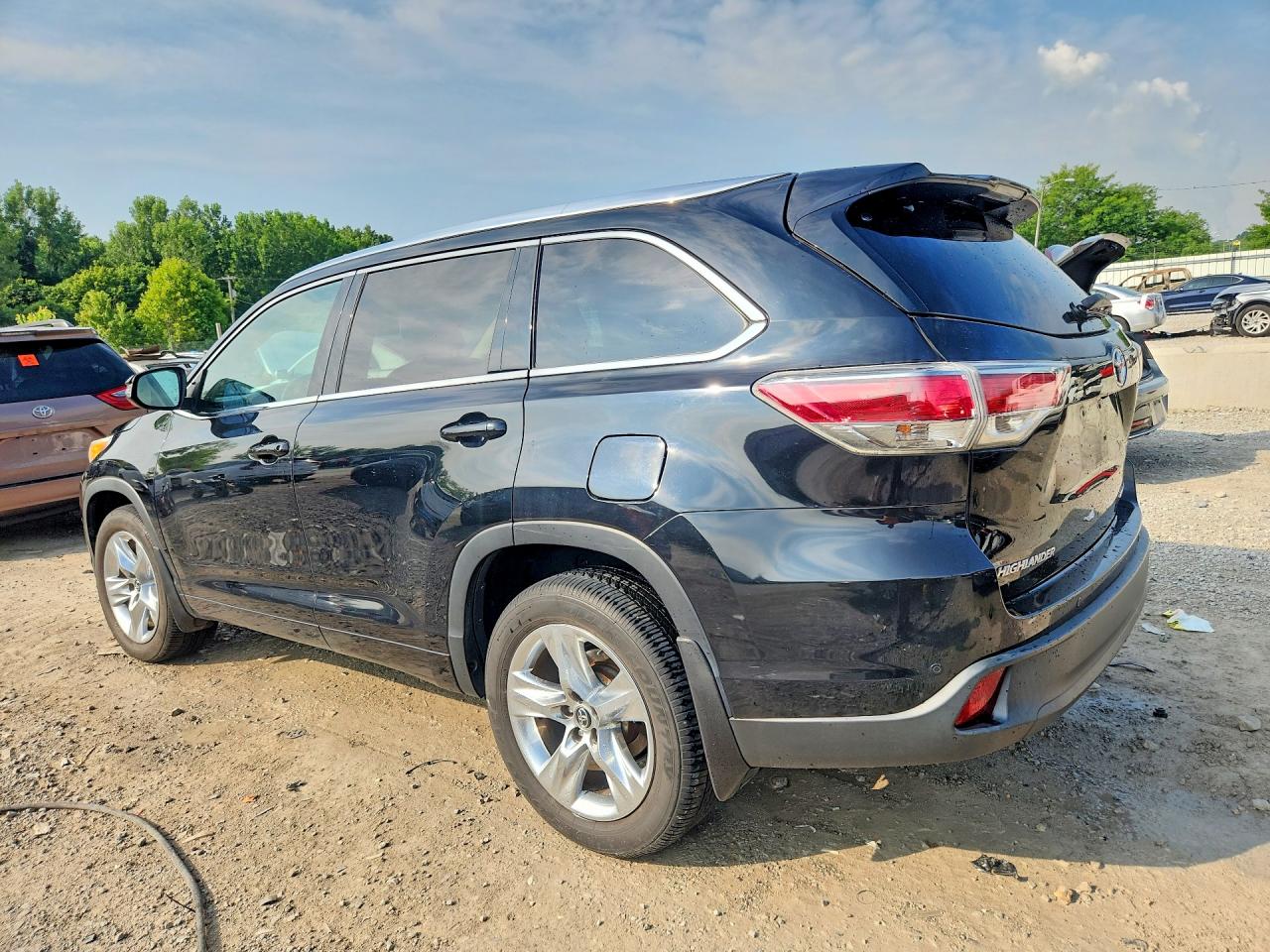2016 TOYOTA HIGHLANDER LIMITED PLATINUM — снимка 2