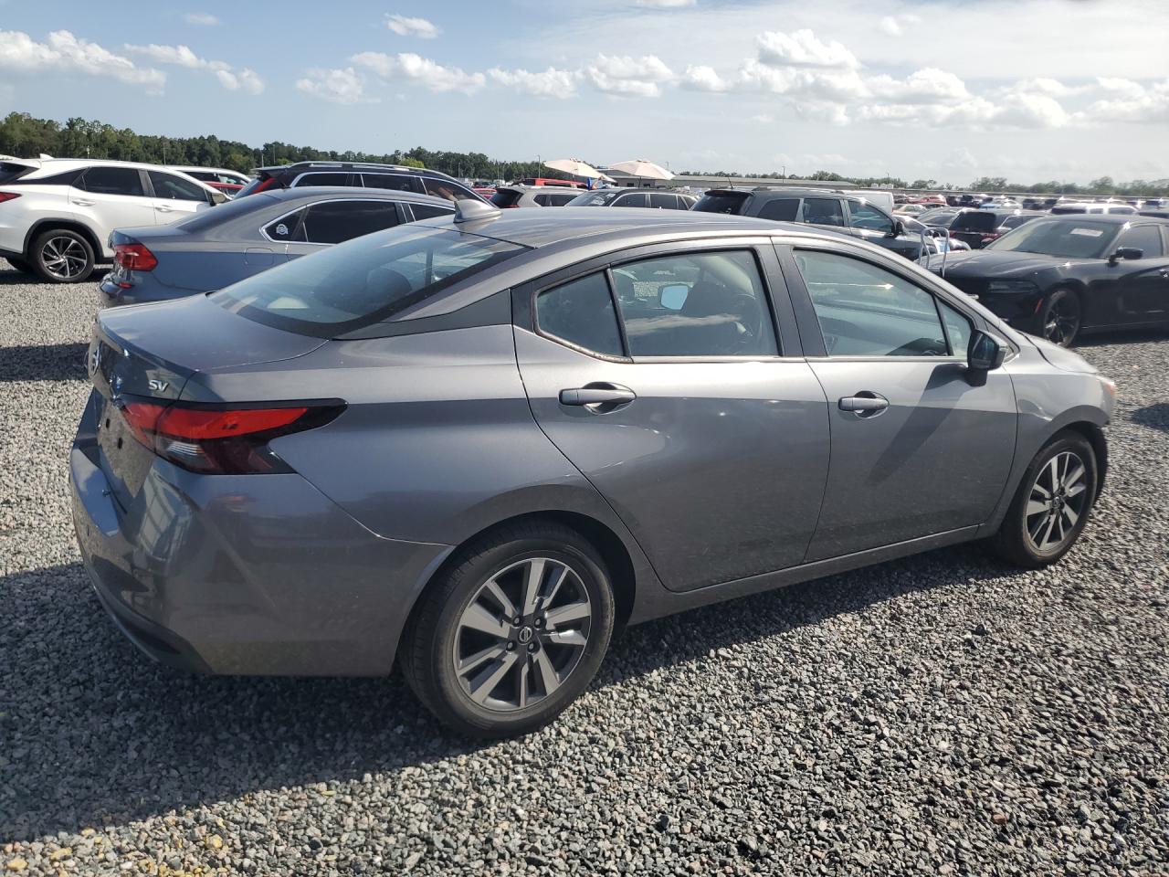 2021 NISSAN VERSA SV — снимка 3