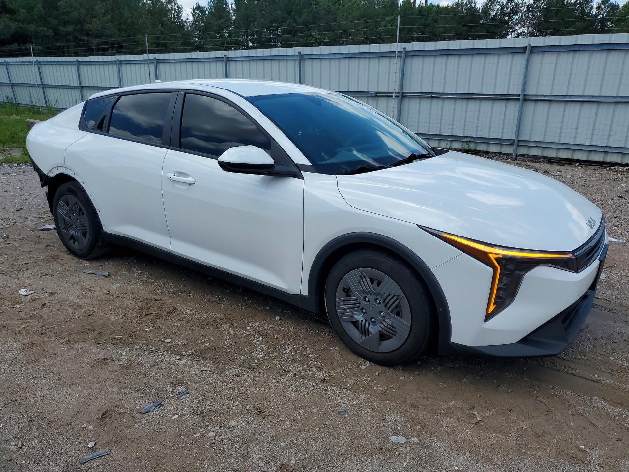 2025 KIA K4 LX — снимка 4