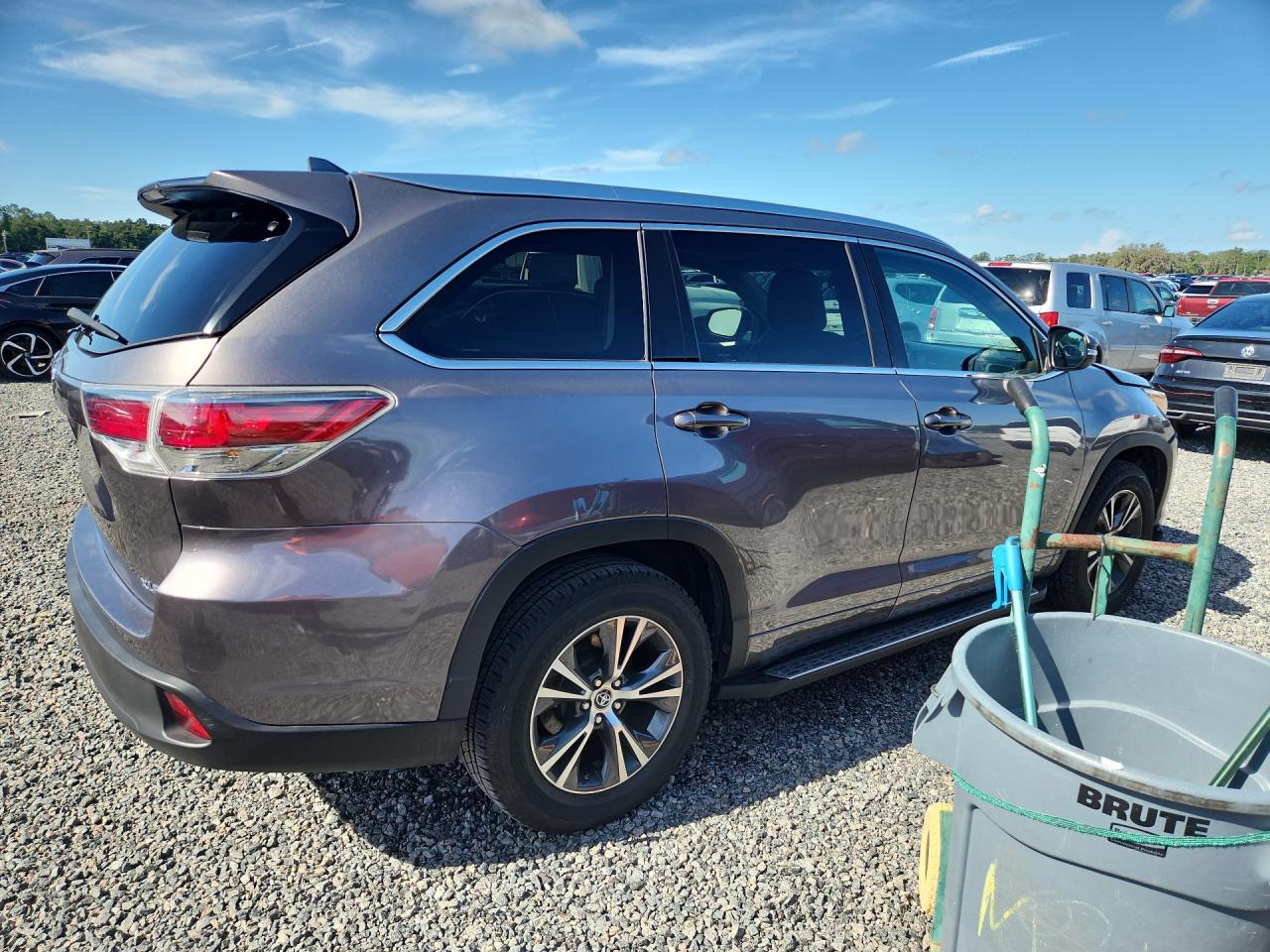 2016 TOYOTA HIGHLANDER XLE — снимка 3