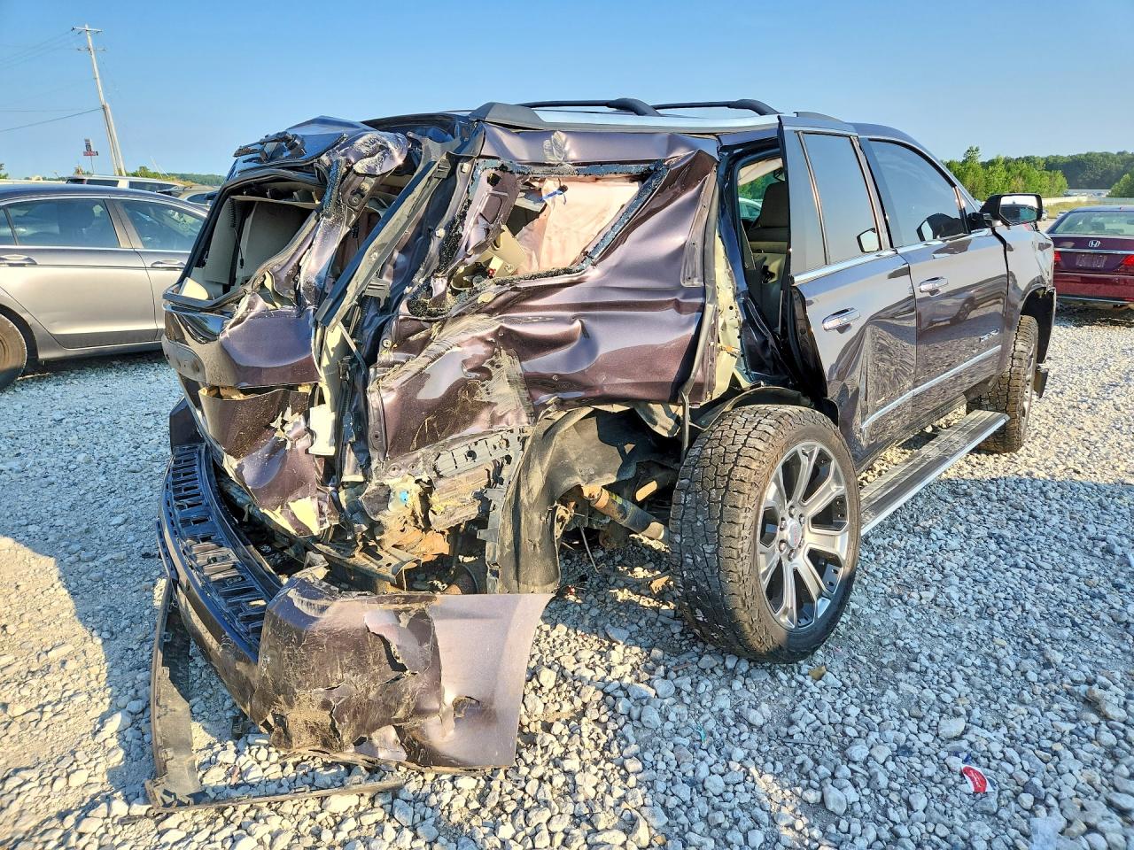 2015 GMC YUKON DENALI — снимка 3