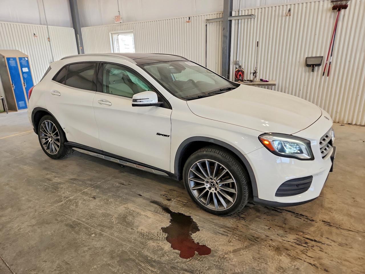 2019 MERCEDES-BENZ GLA 250 4MATIC — снимка 4