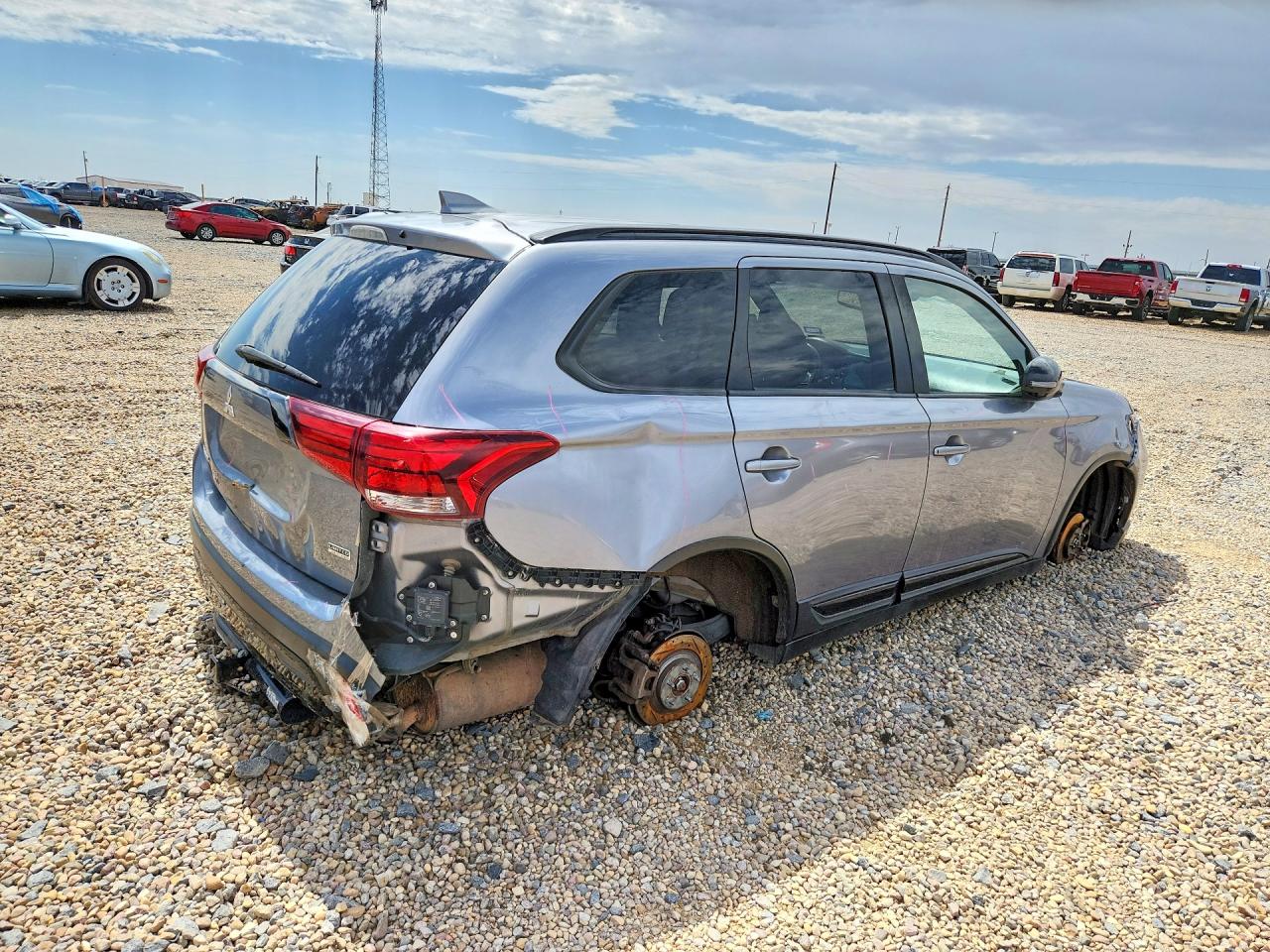 2020 MITSUBISHI OUTLANDER SE — снимка 3