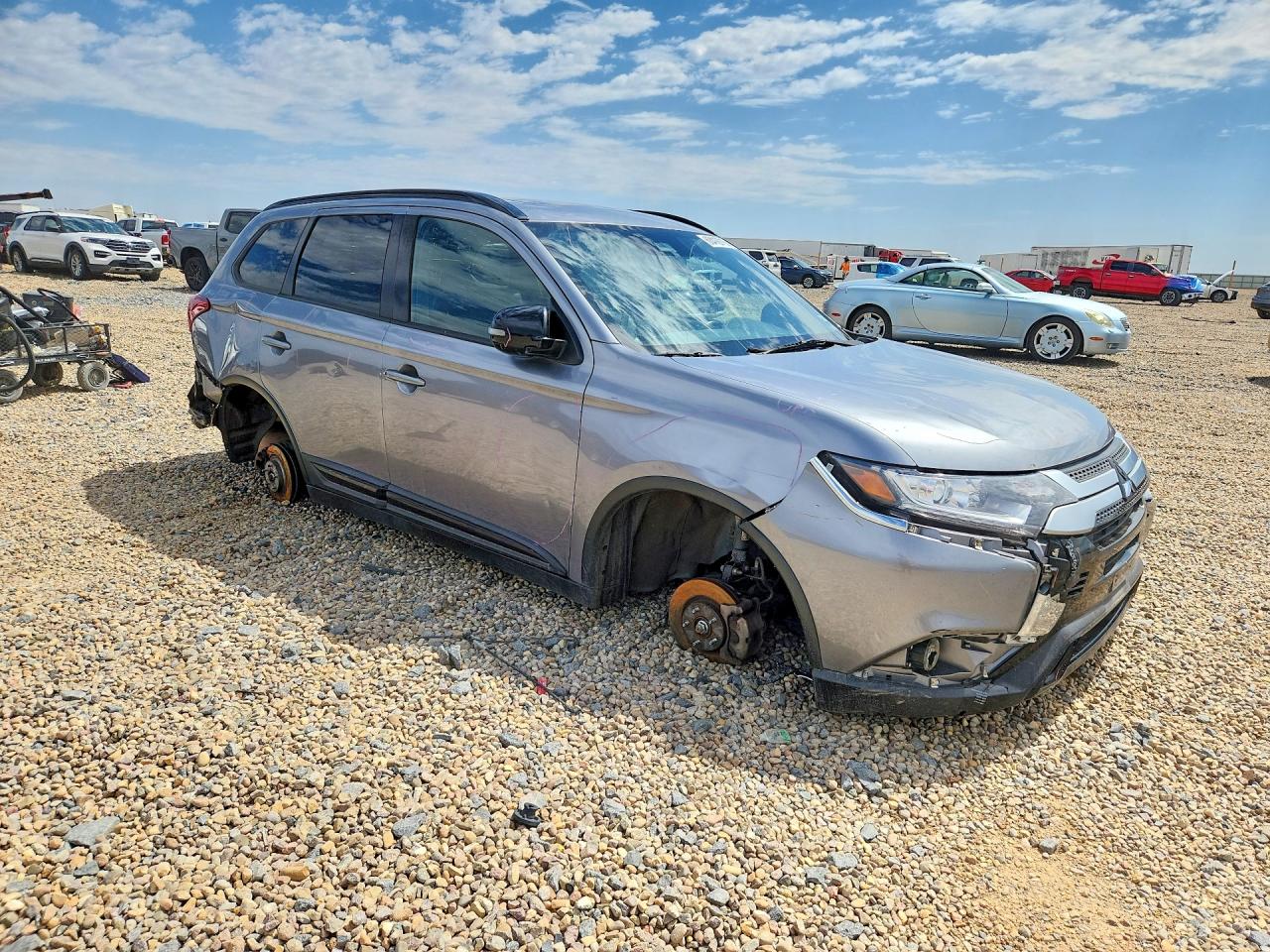 2020 MITSUBISHI OUTLANDER SE — снимка 4