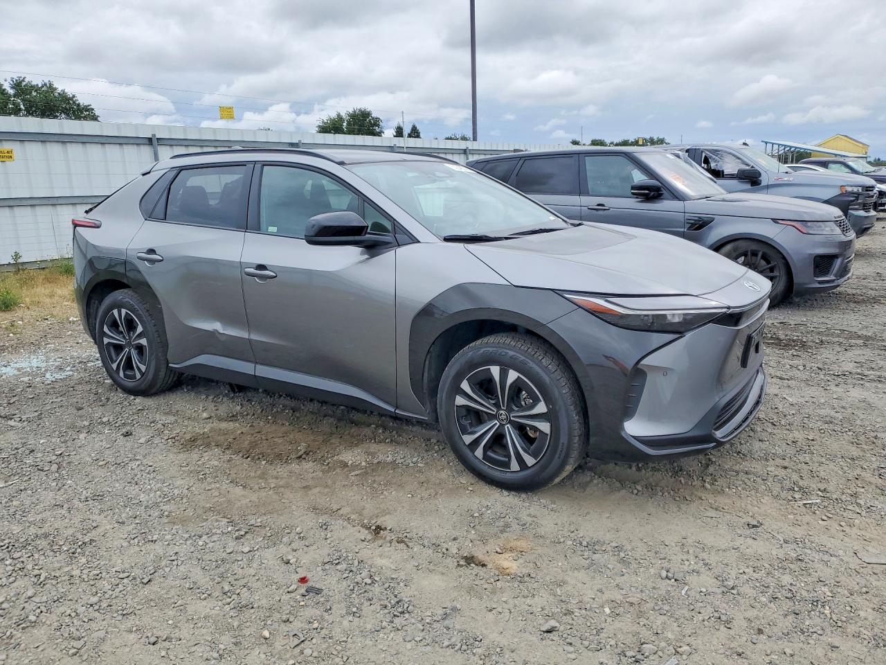 2024 TOYOTA BZ4X LIMITED — снимка 4
