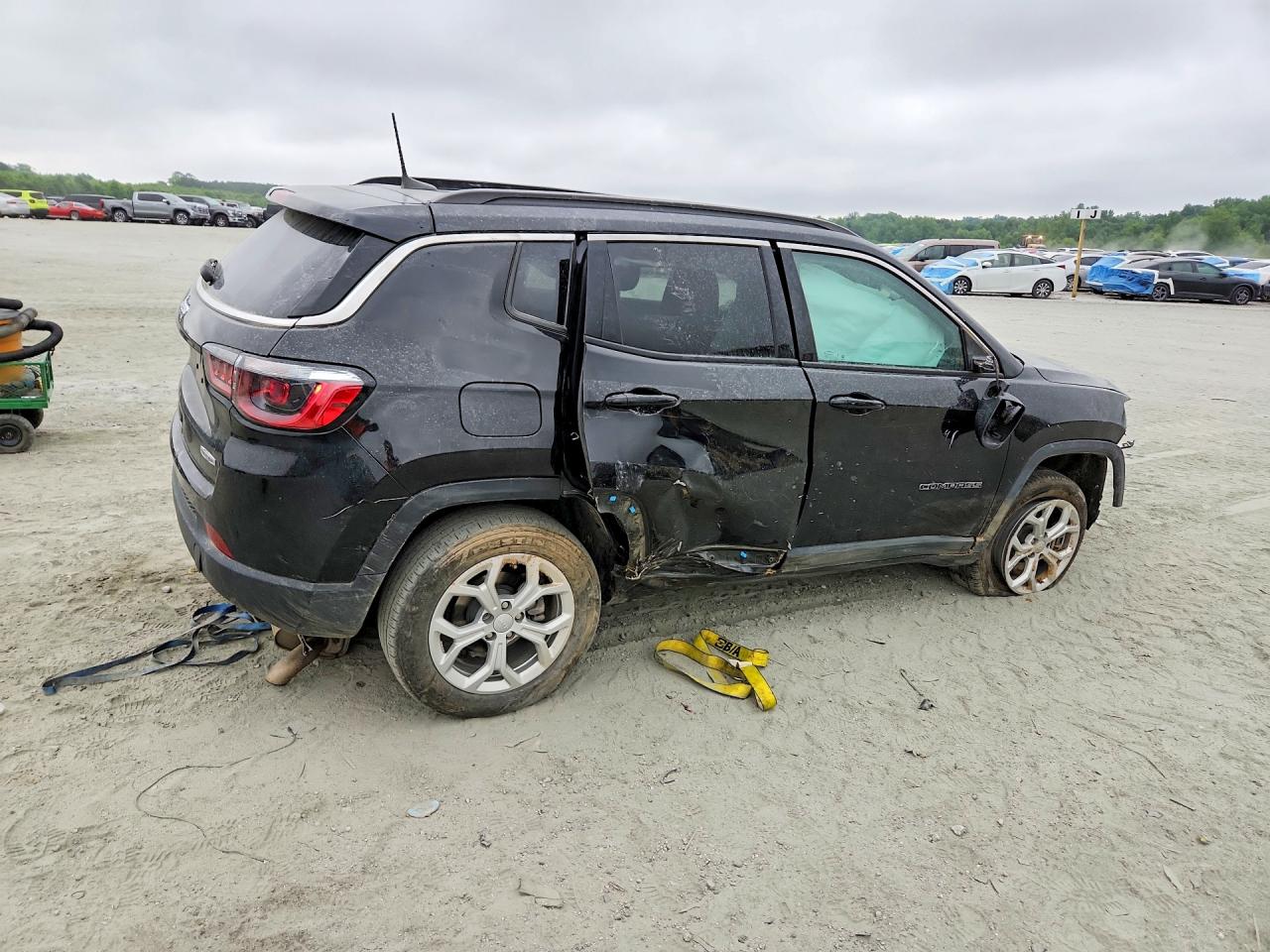 2024 JEEP COMPASS LATITUDE — снимка 3