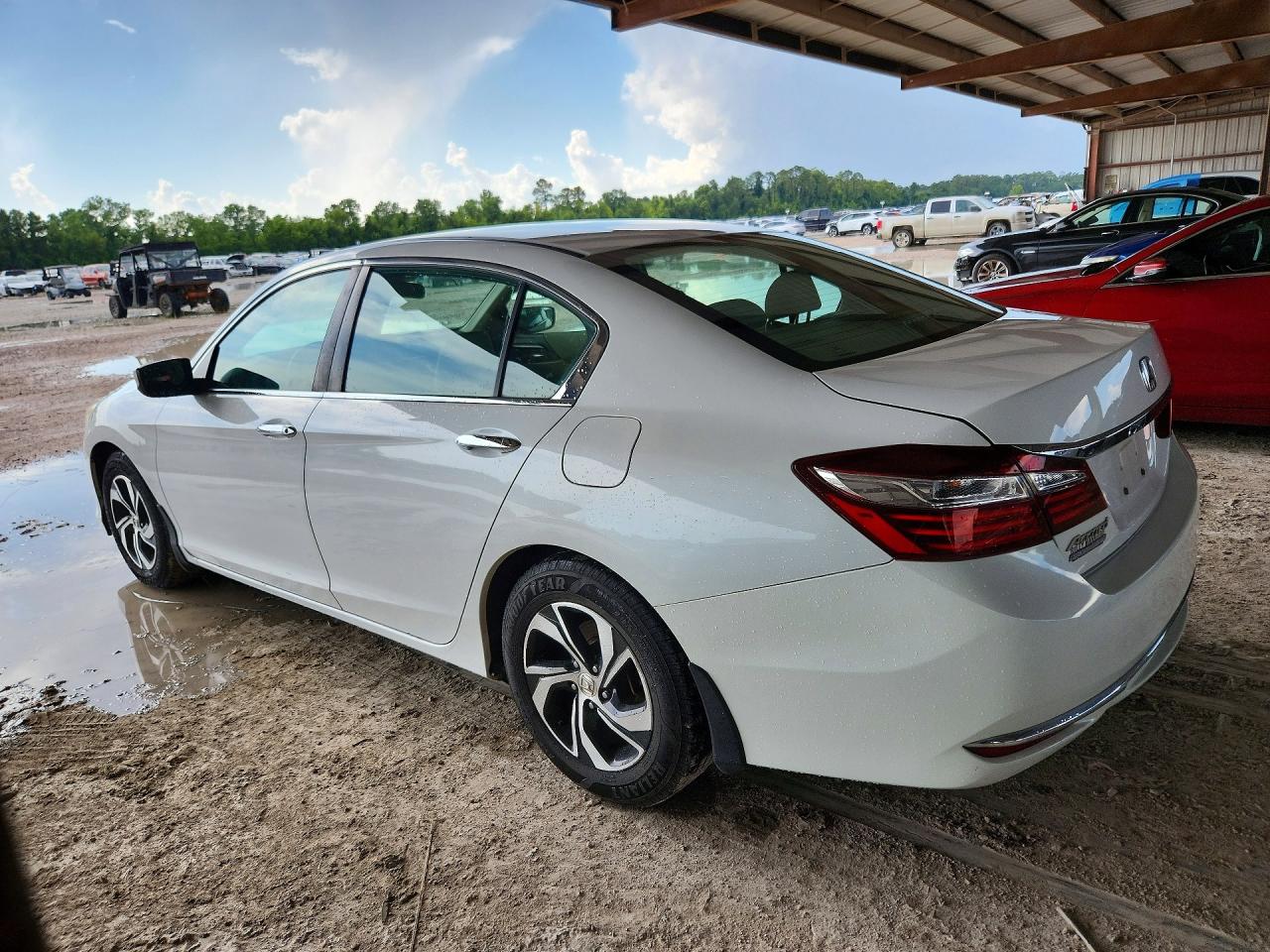 2017 HONDA ACCORD LX — снимка 2