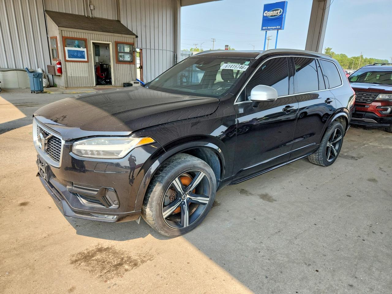 2016 VOLVO XC90 T6