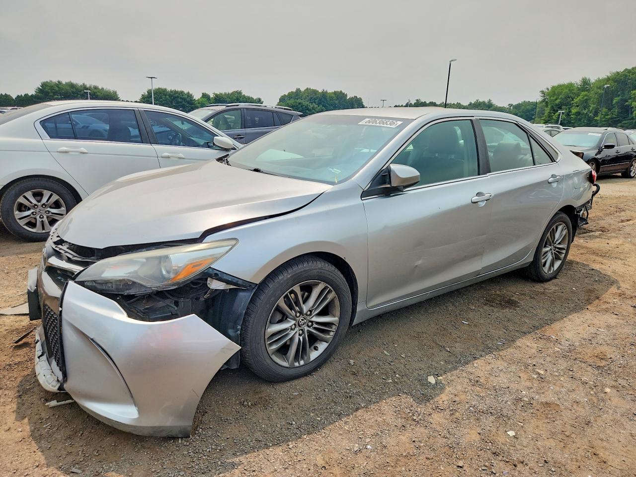 2015 TOYOTA CAMRY SE