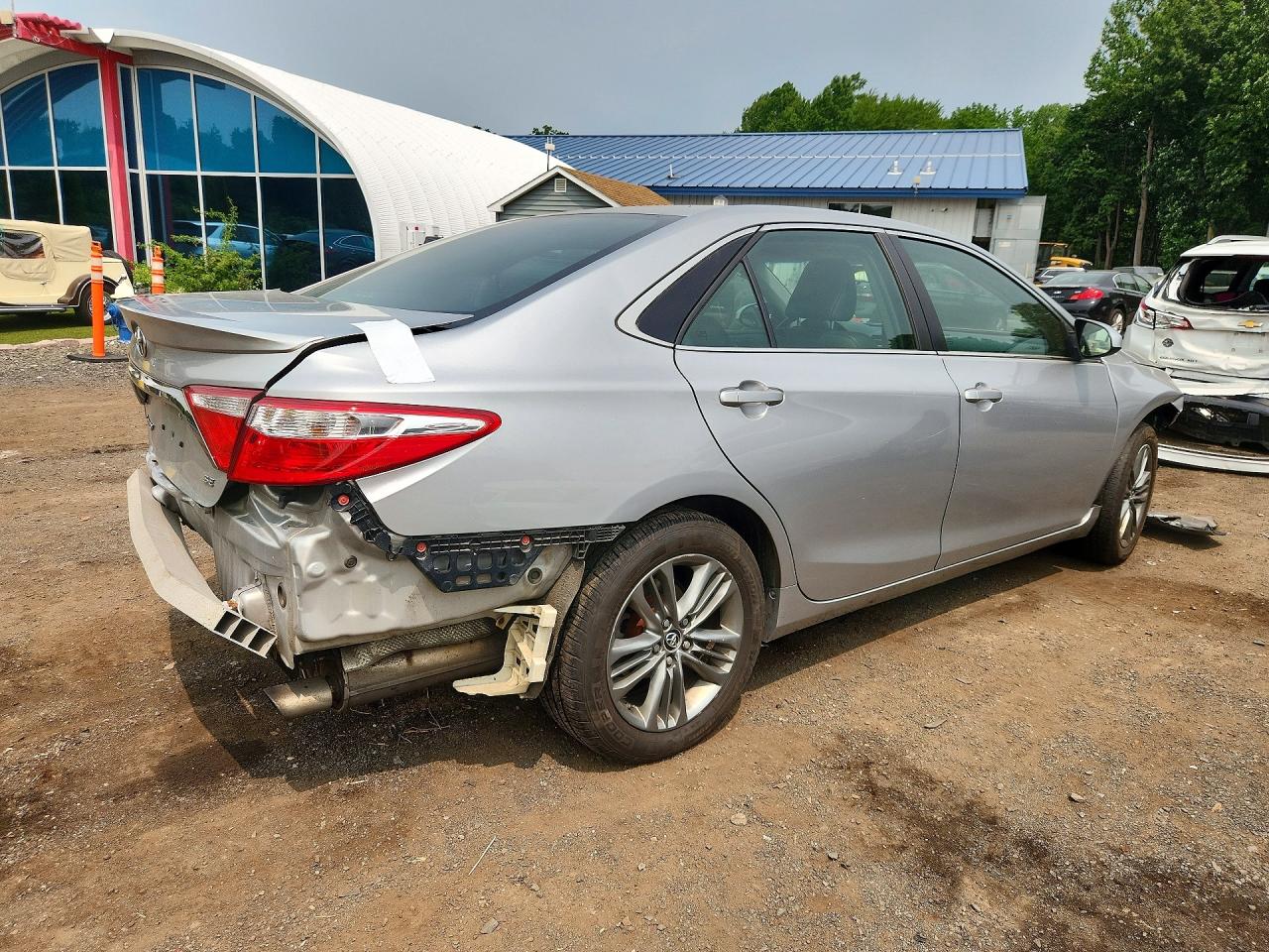 2015 TOYOTA CAMRY SE — снимка 3