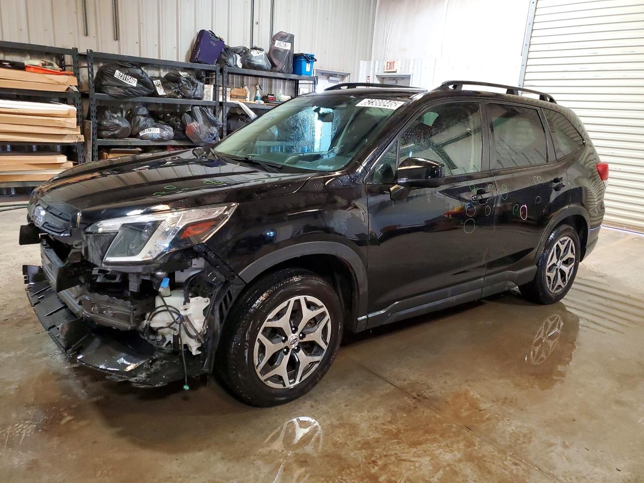 2022 SUBARU FORESTER PREMIUM