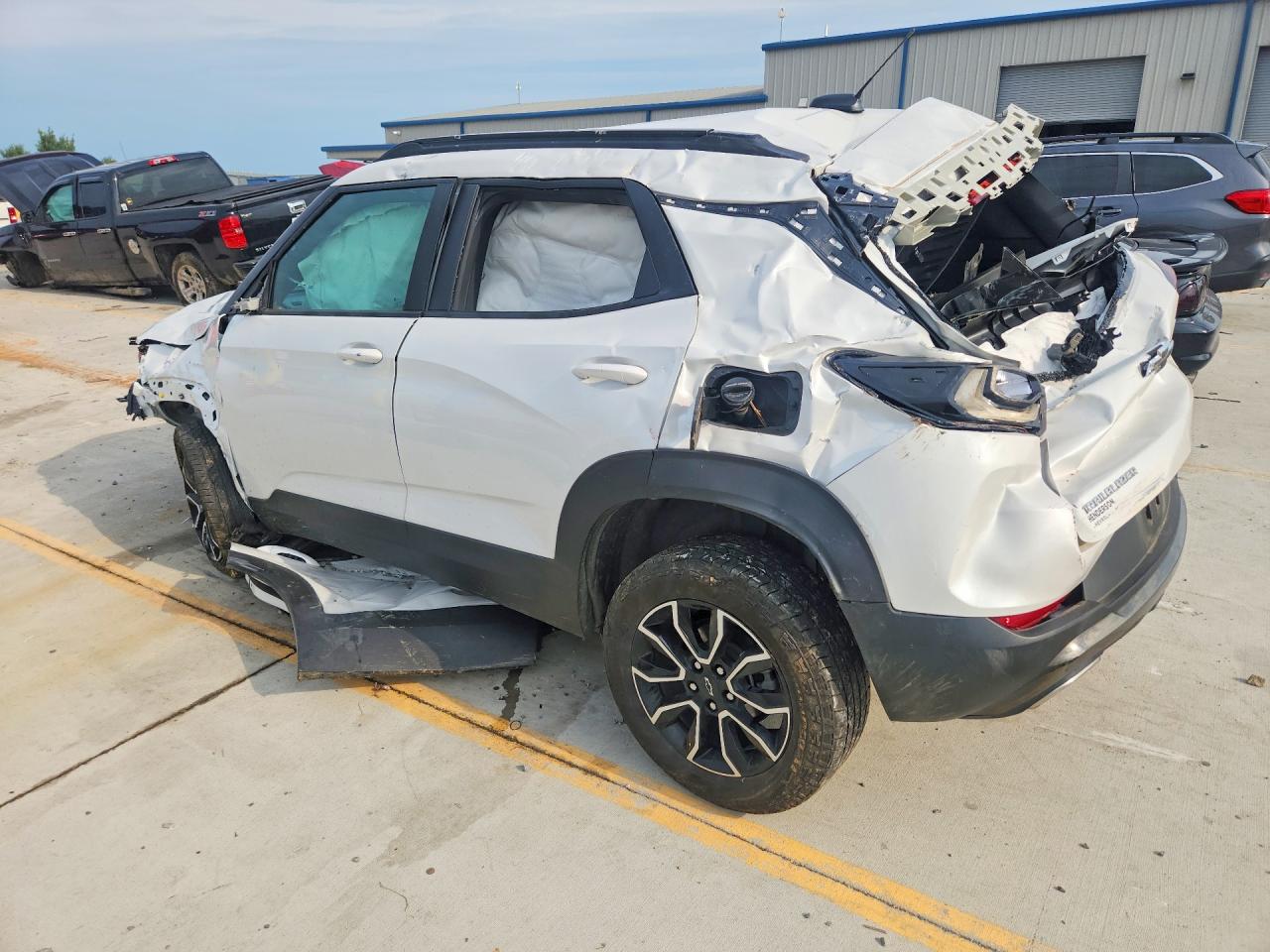 2026 CHEVROLET TRAILBLAZER ACTIV — снимка 2