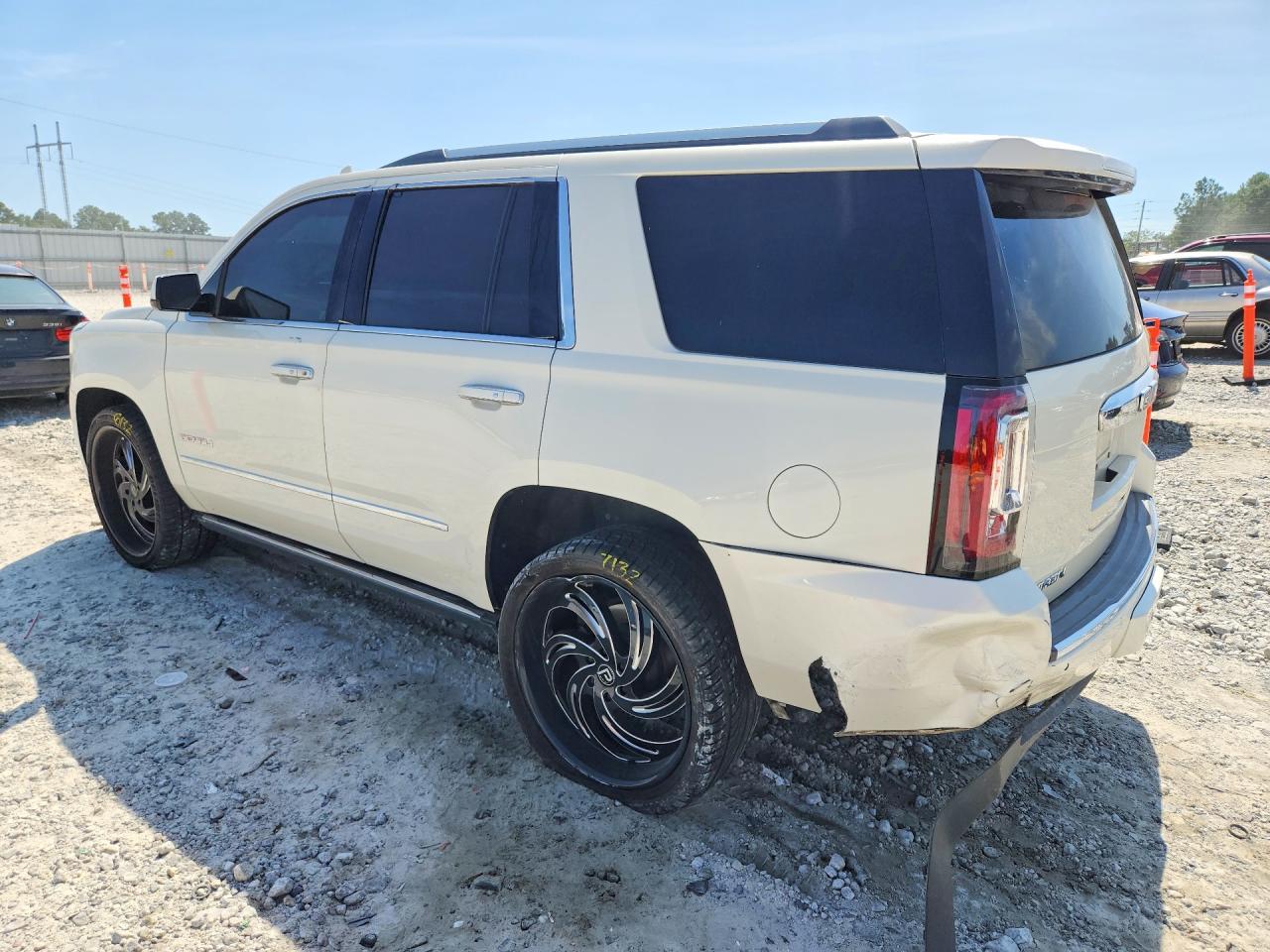 2015 GMC YUKON DENALI — снимка 2