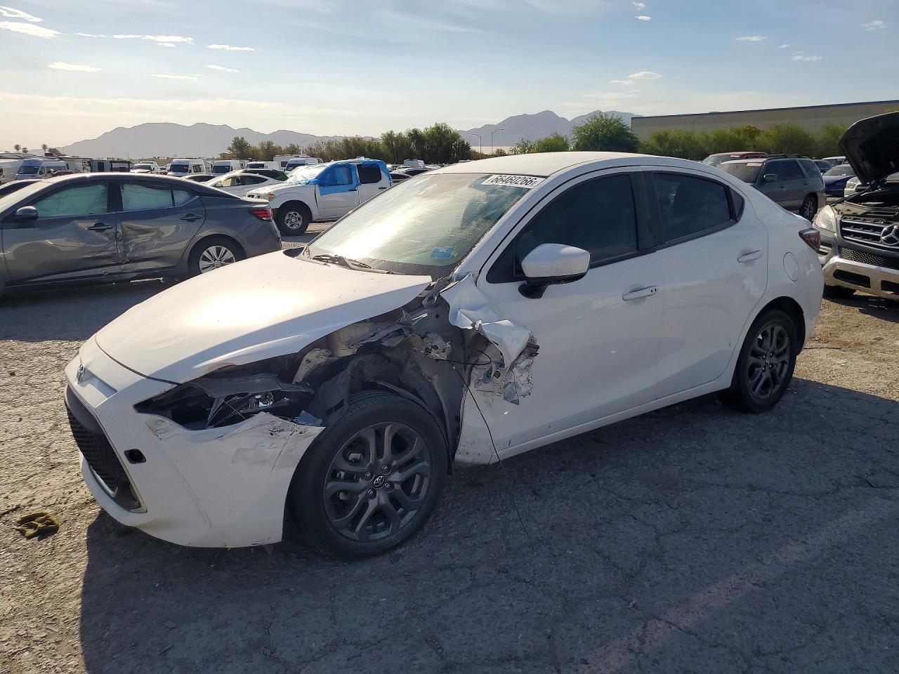 2019 TOYOTA YARIS LE