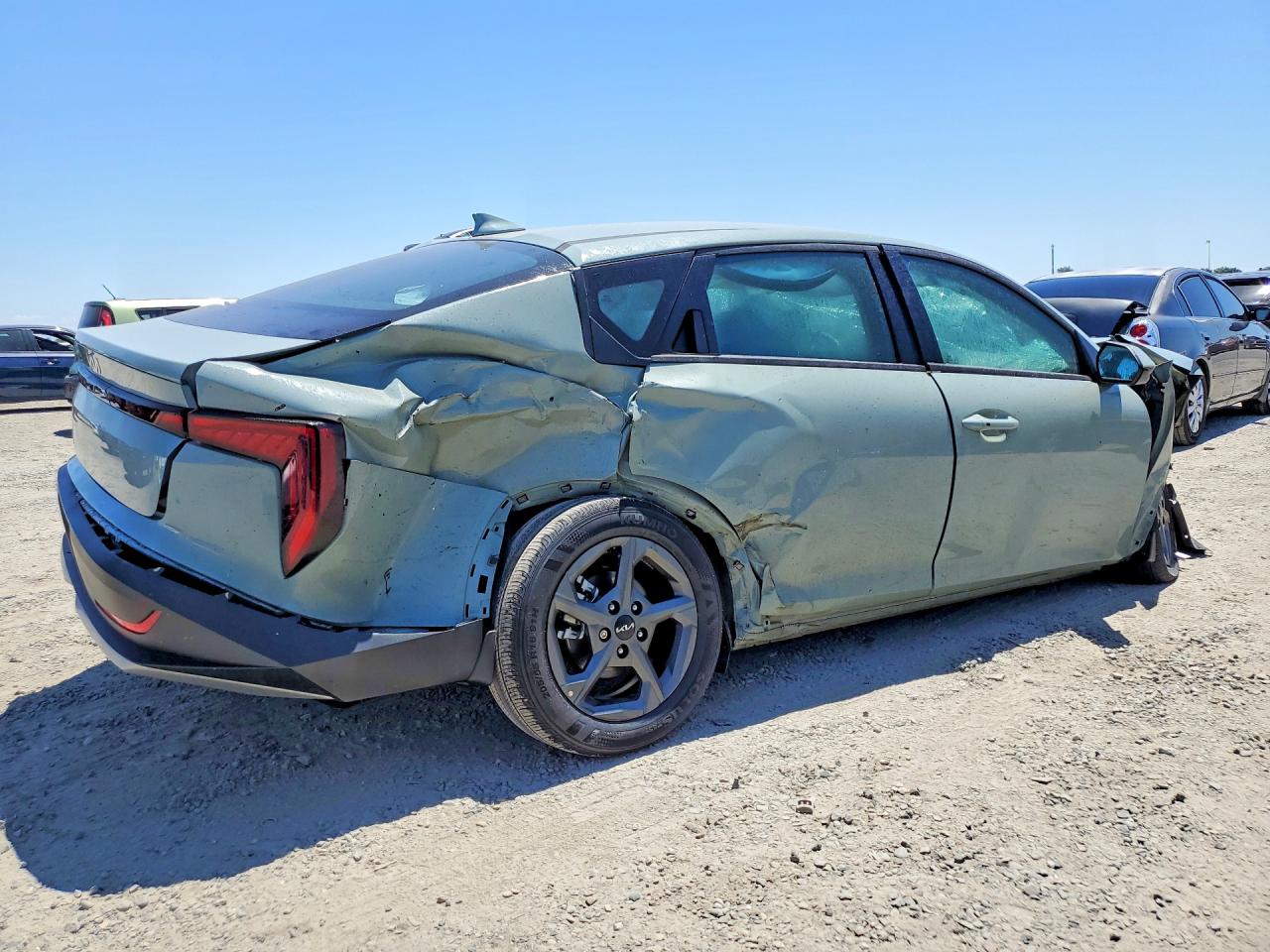 2025 KIA K4 LXS — снимка 3