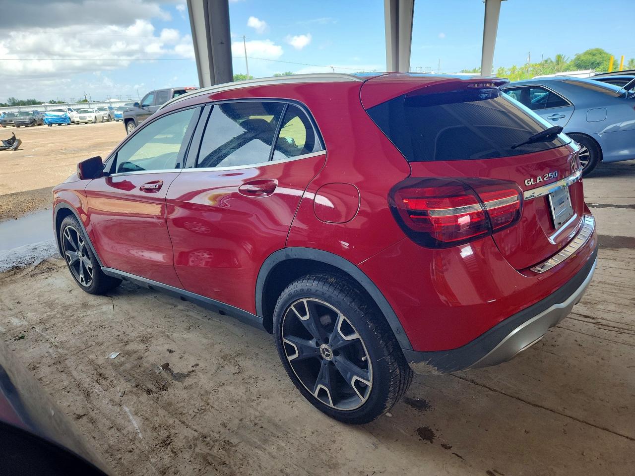 2019 MERCEDES-BENZ GLA 250 — снимка 2
