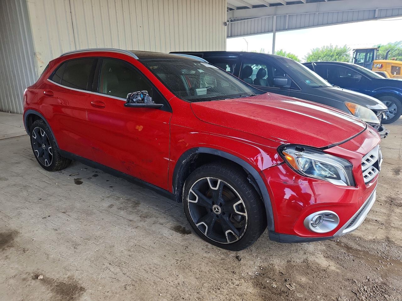 2019 MERCEDES-BENZ GLA 250 — снимка 4
