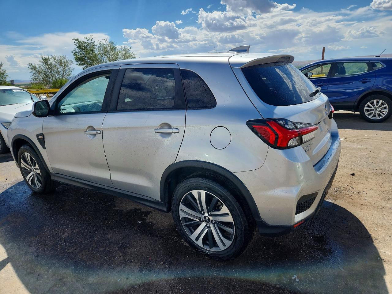 2021 MITSUBISHI OUTLANDER SPORT ES — photo 2