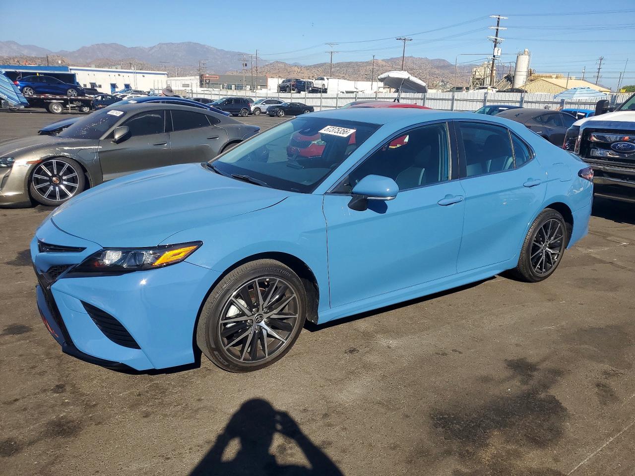 2023 TOYOTA CAMRY SE