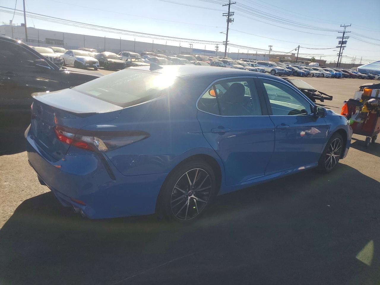 2023 TOYOTA CAMRY SE — снимка 3
