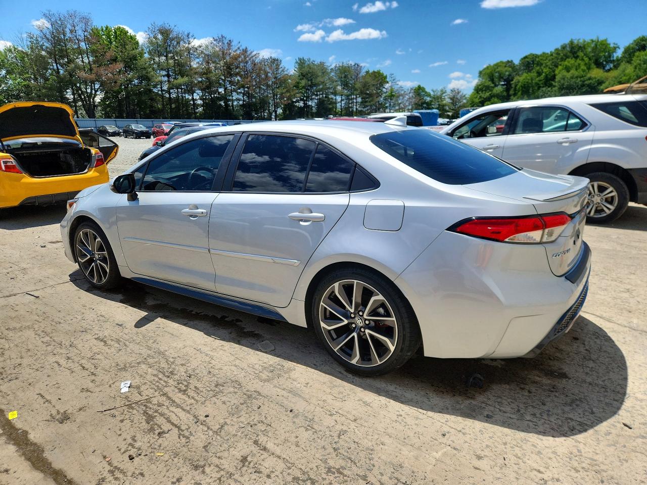 2020 TOYOTA COROLLA SE — снимка 2
