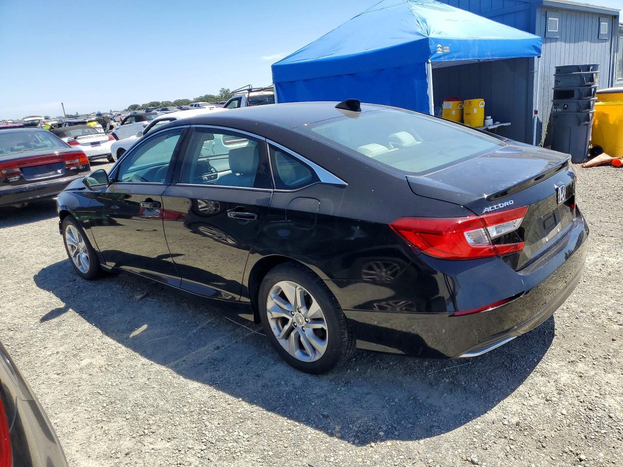 2018 HONDA ACCORD LX — снимка 2