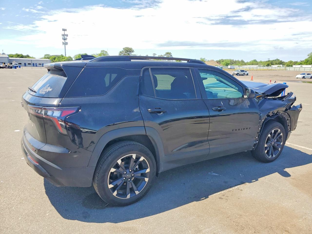 2025 CHEVROLET EQUINOX RS — снимка 3