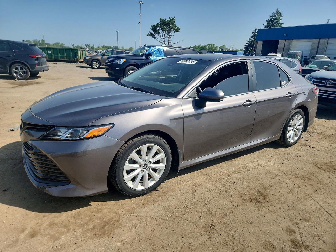 2018 TOYOTA CAMRY LE