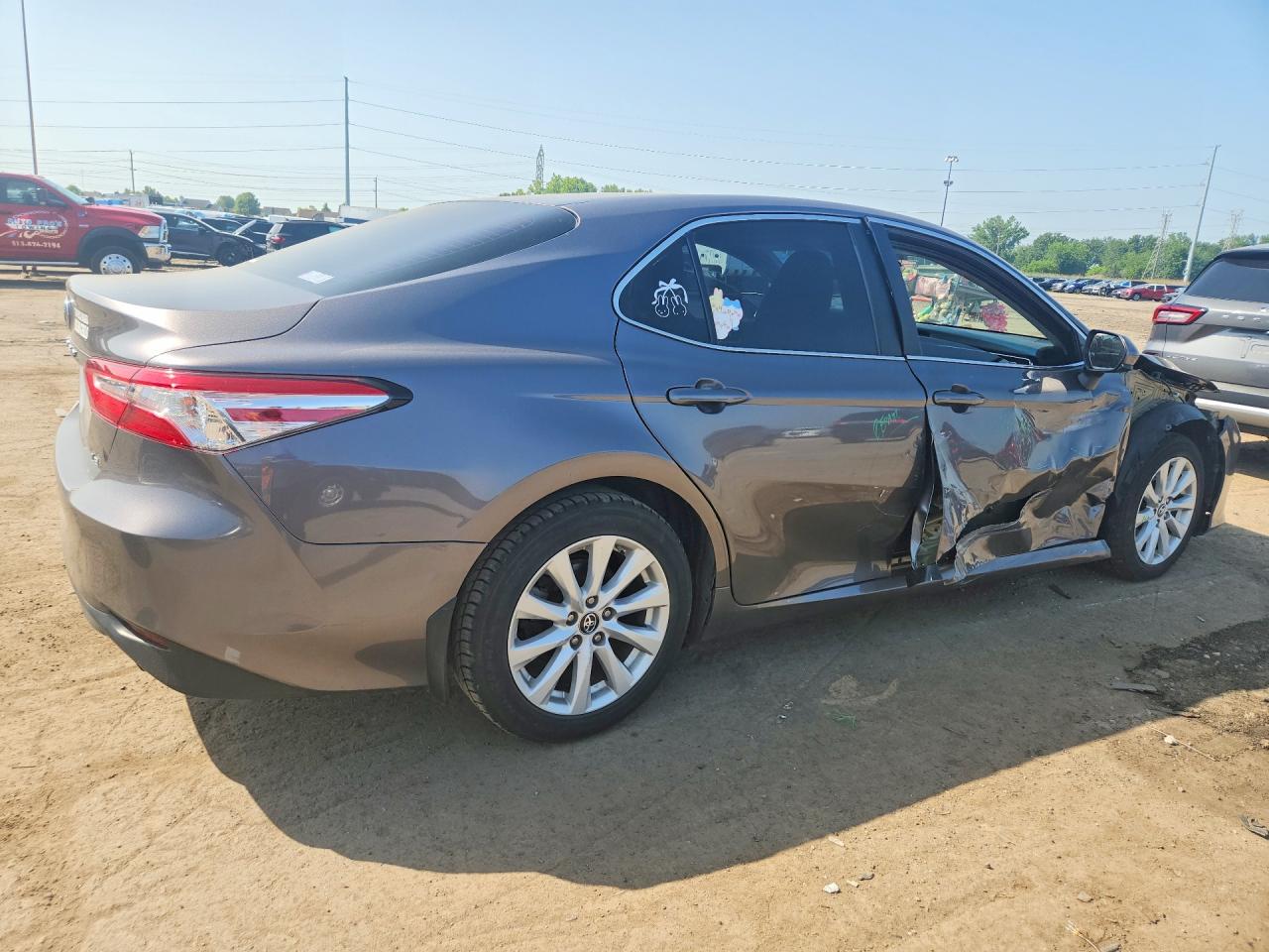 2018 TOYOTA CAMRY LE — снимка 3