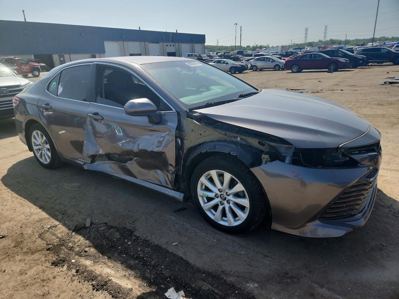 2018 TOYOTA CAMRY LE — снимка 4