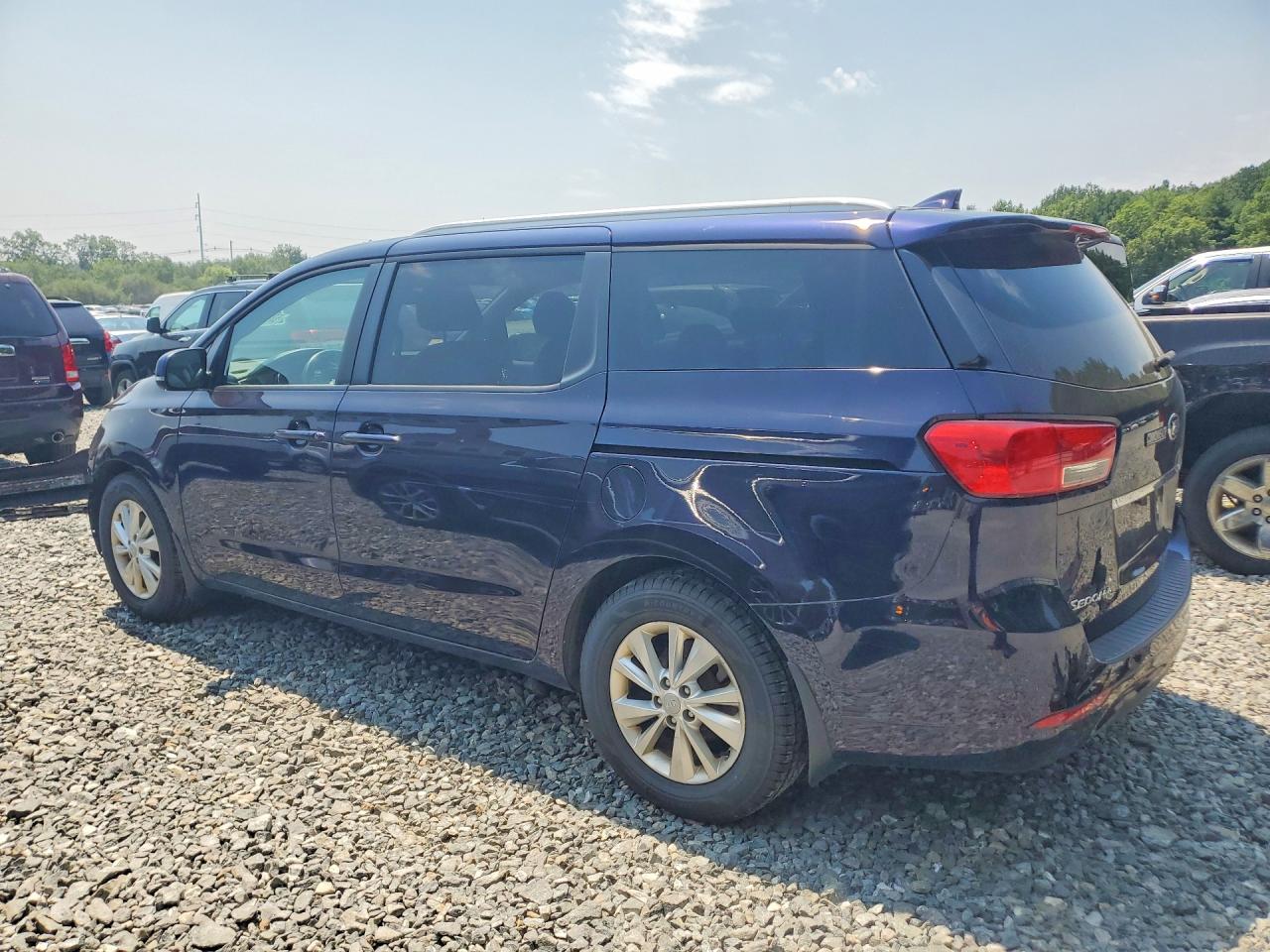 2018 KIA SEDONA LX — снимка 2