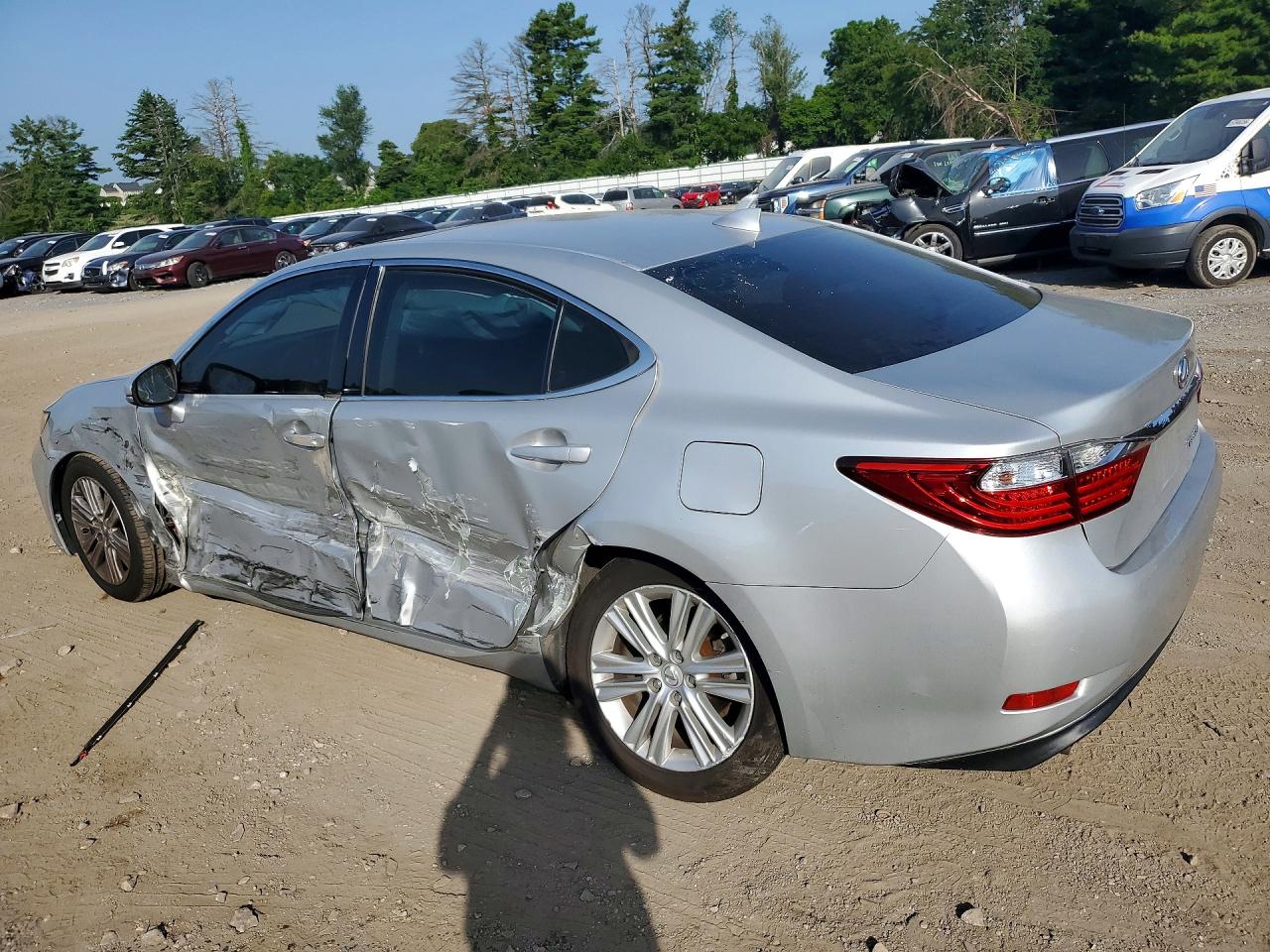 2015 LEXUS ES 350 — снимка 2