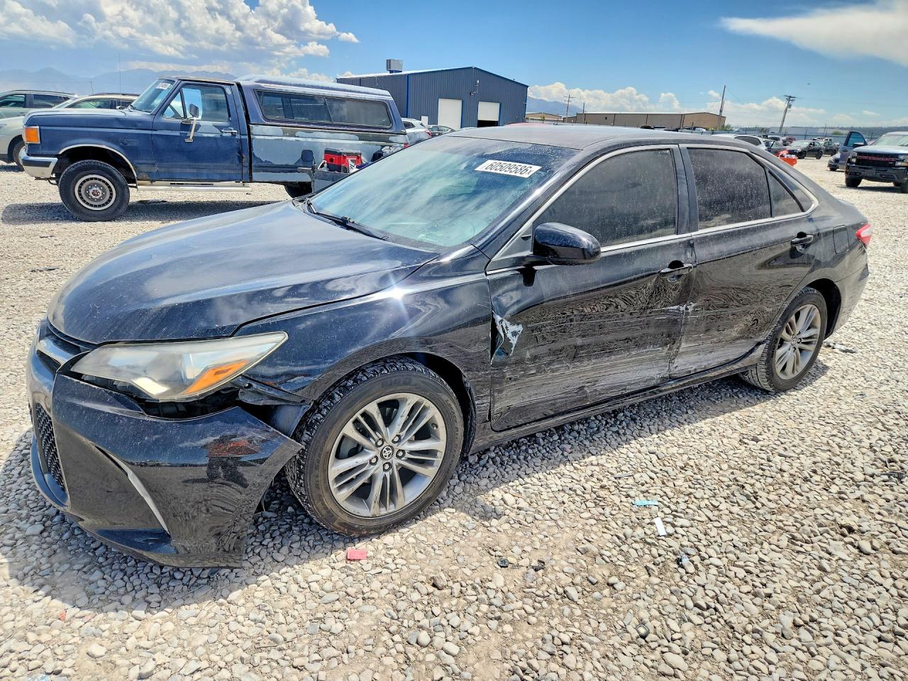 2017 TOYOTA CAMRY SE