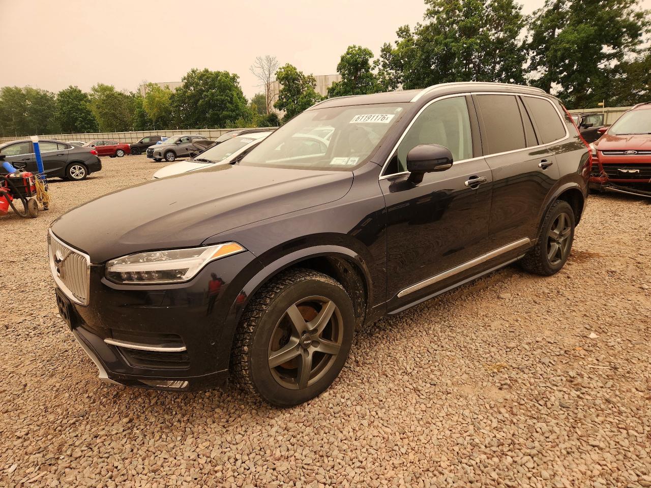 2017 VOLVO XC90 T6