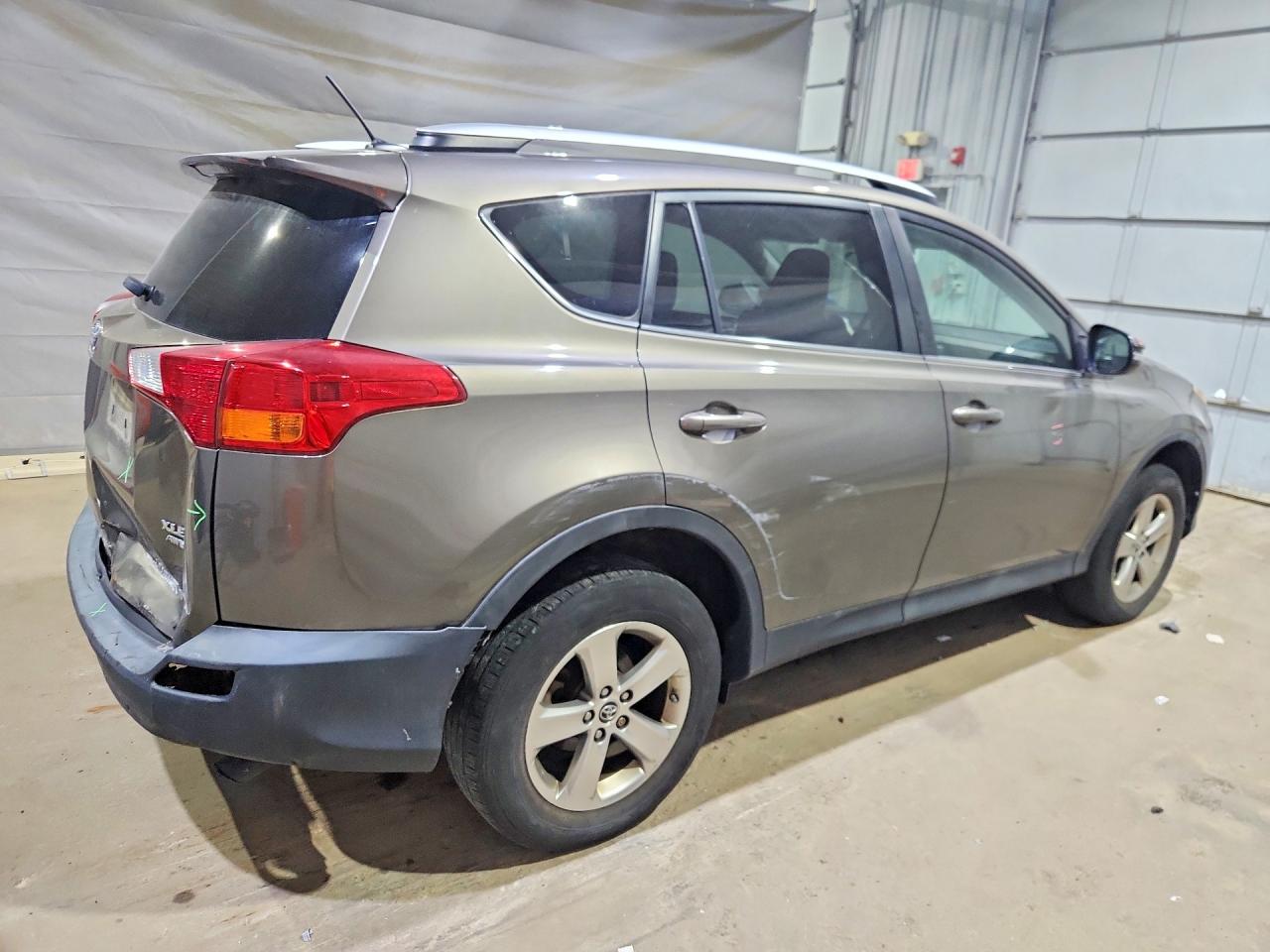 2015 TOYOTA RAV4 XLE — снимка 3